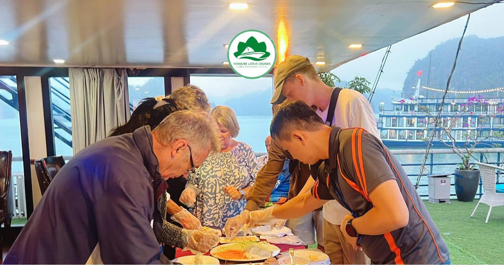 Verdure Lotus Classic Cruise Ha Long Exterior photo