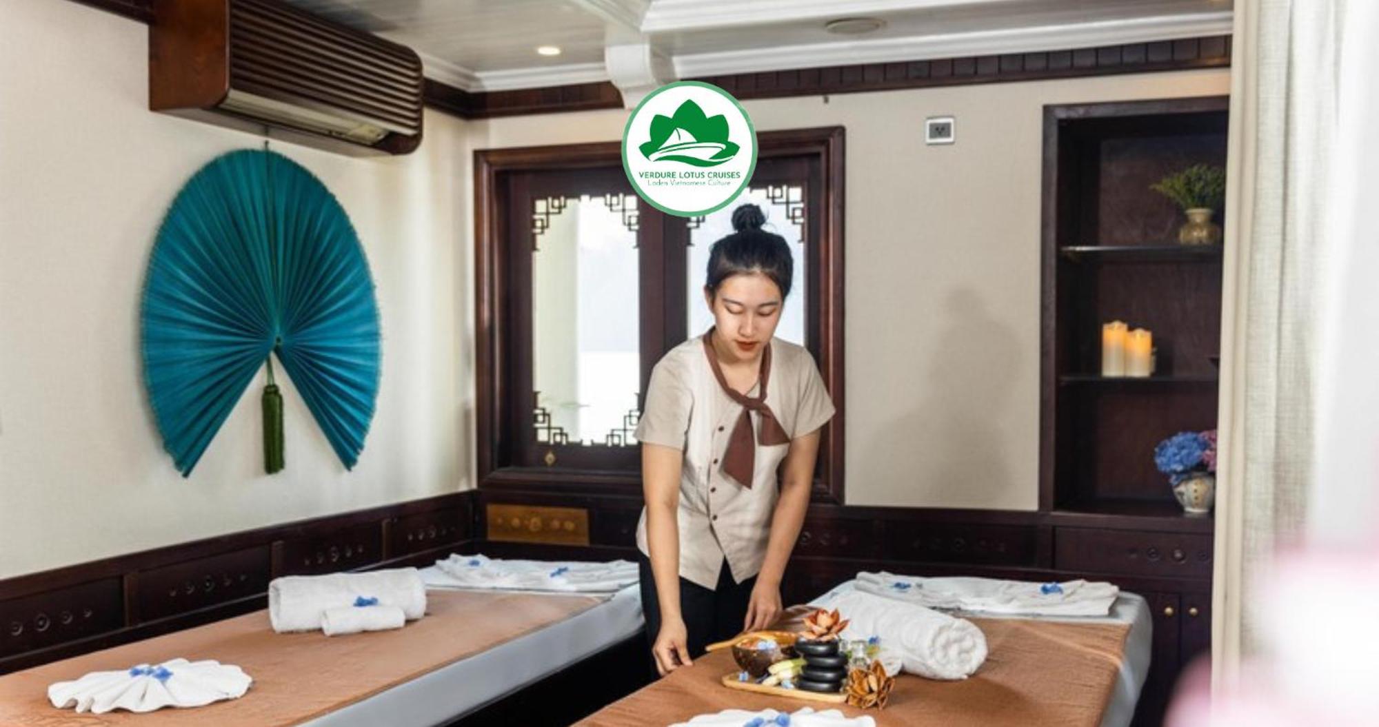 Verdure Lotus Classic Cruise Ha Long Exterior photo